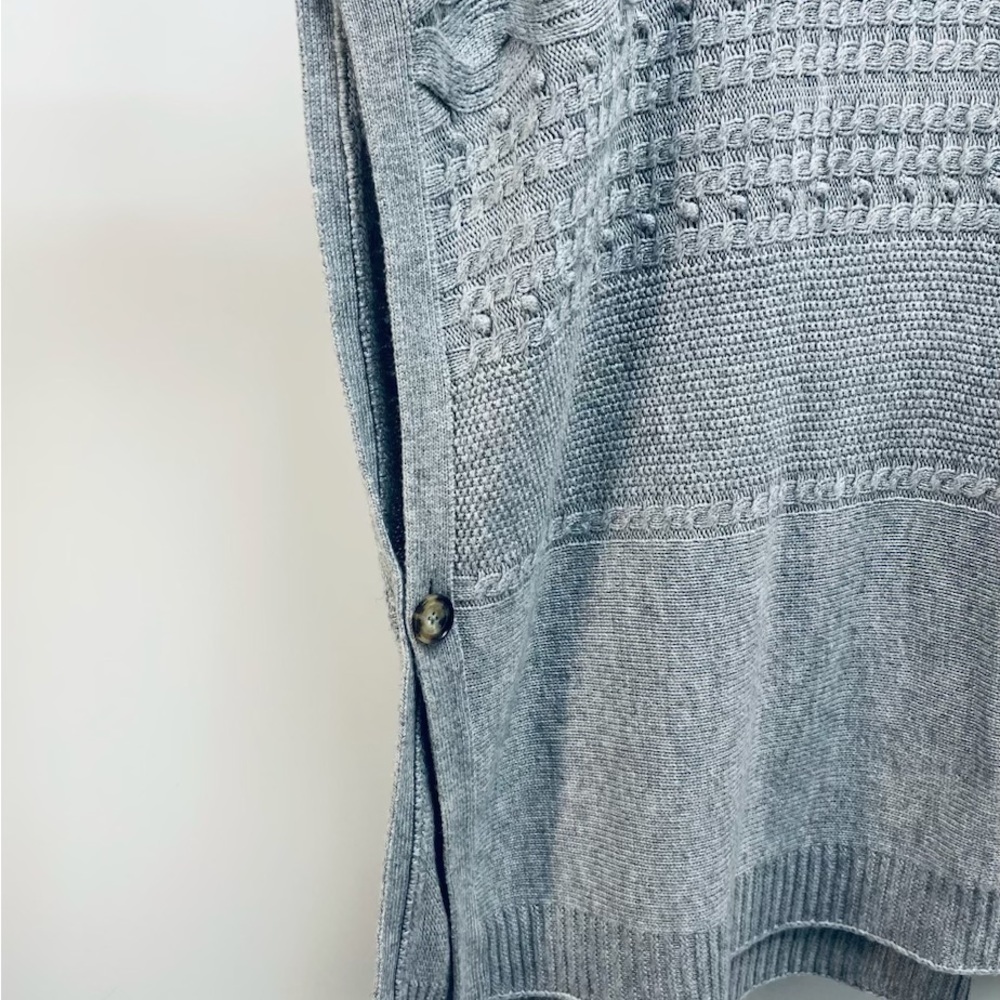 Talbots Cable knit Poncho Sweater Side Button Closure Grey Size M - Picture 6 of 9